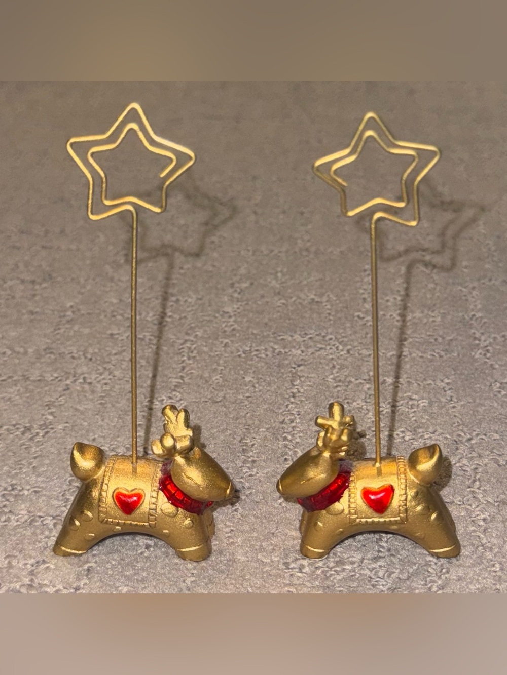 Dillards Gold Tone Reindeer Place Card
Holder Set